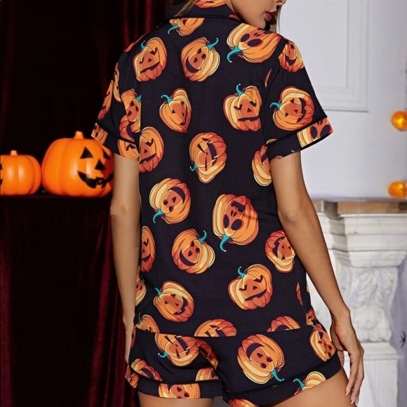 4XL shein Halloween Allover Pumpkin Print Top & Shorts PJ Set - Picture 2 of 3